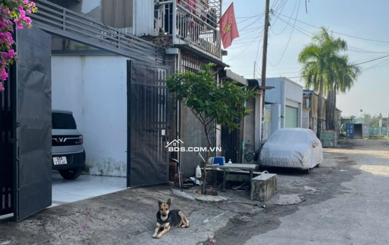 Chính chủ bán nhà 110m2 Dương Công Khi, Hóc Môn – Hẻm xe tải tránh – Giá 3.52 tỷ.